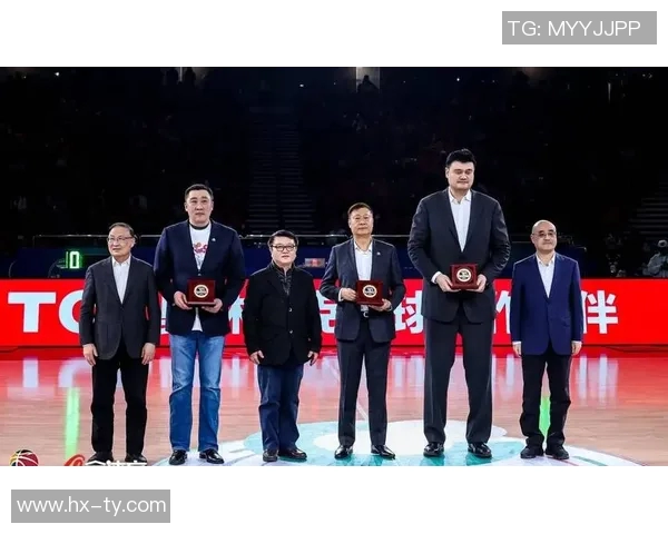 上海篮球队在世锦赛积分榜上以75分稳居第一名展现强劲实力